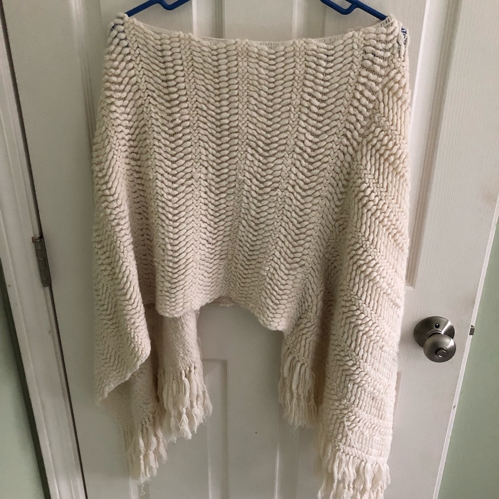 White knit poncho